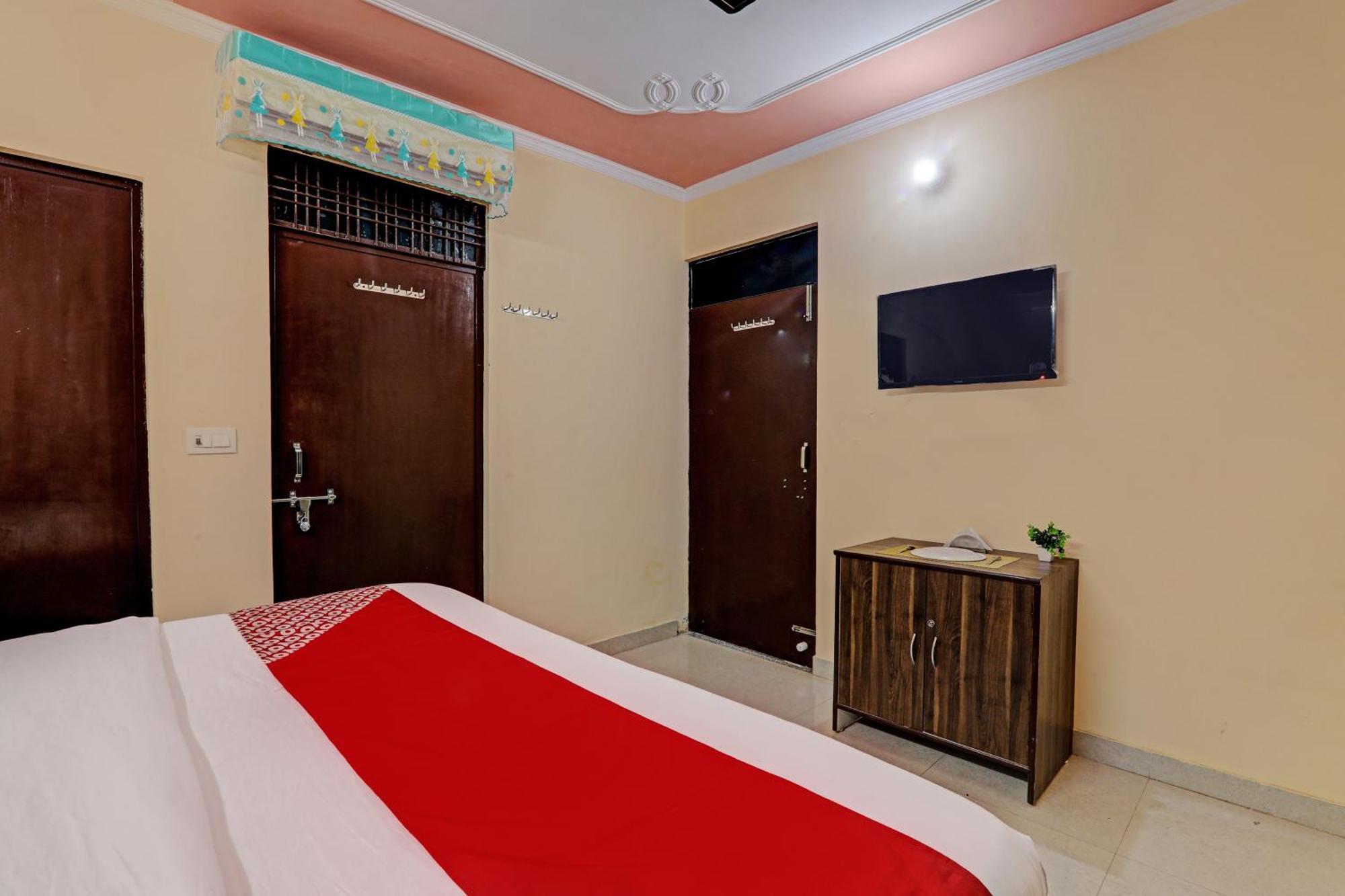 Super Hotel O Fort Inn Λάκναου Εξωτερικό φωτογραφία