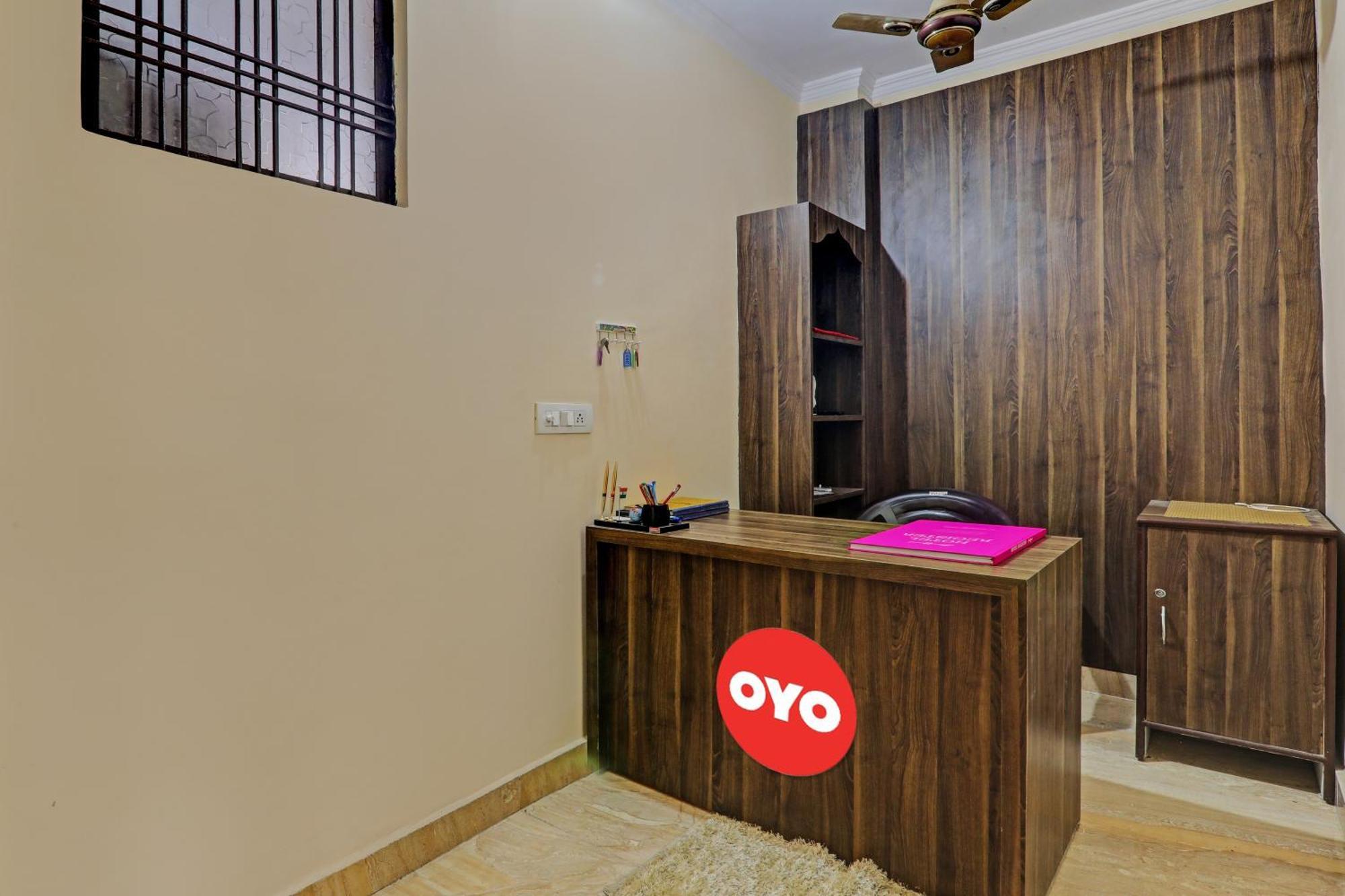 Super Hotel O Fort Inn Λάκναου Εξωτερικό φωτογραφία