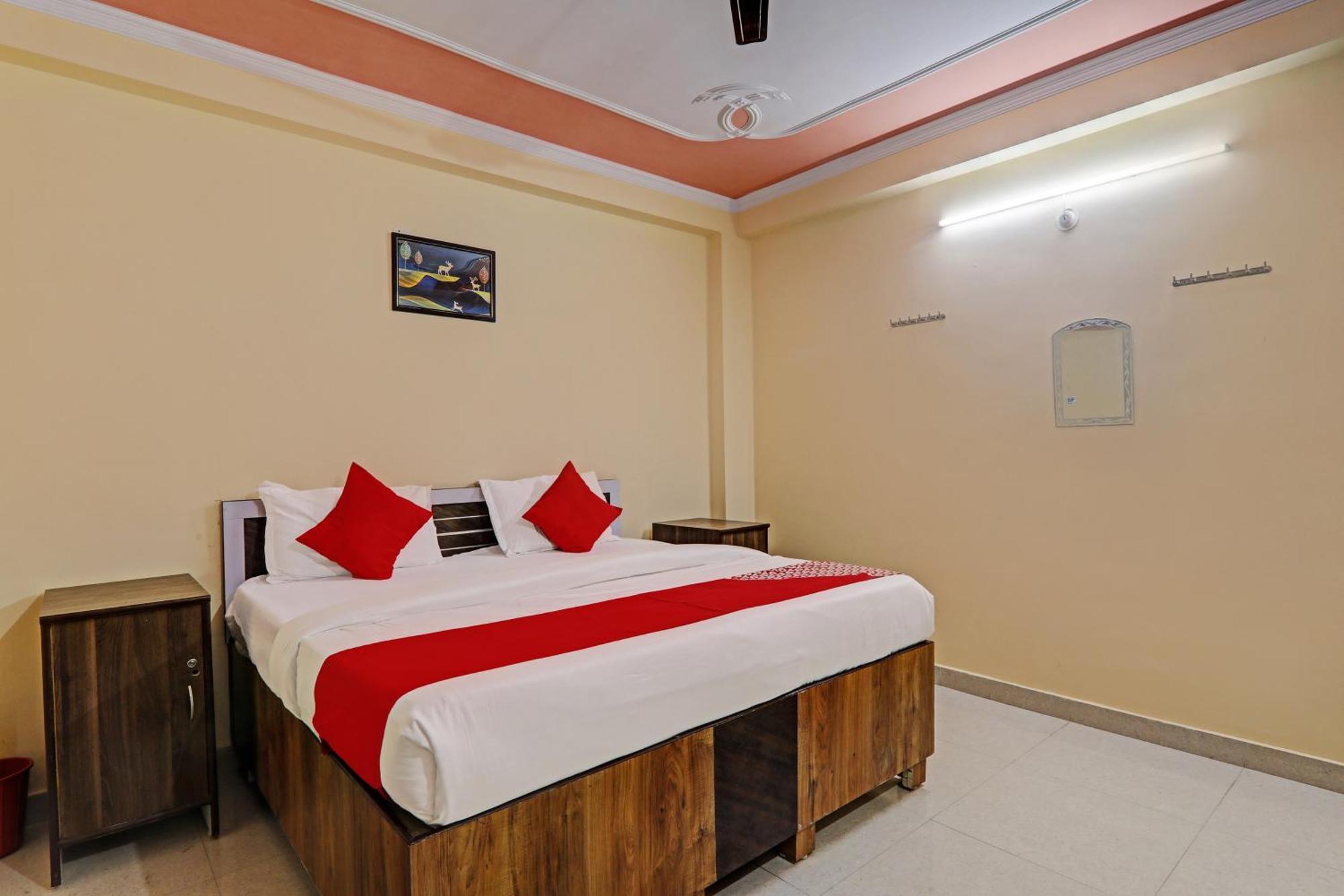 Super Hotel O Fort Inn Λάκναου Εξωτερικό φωτογραφία