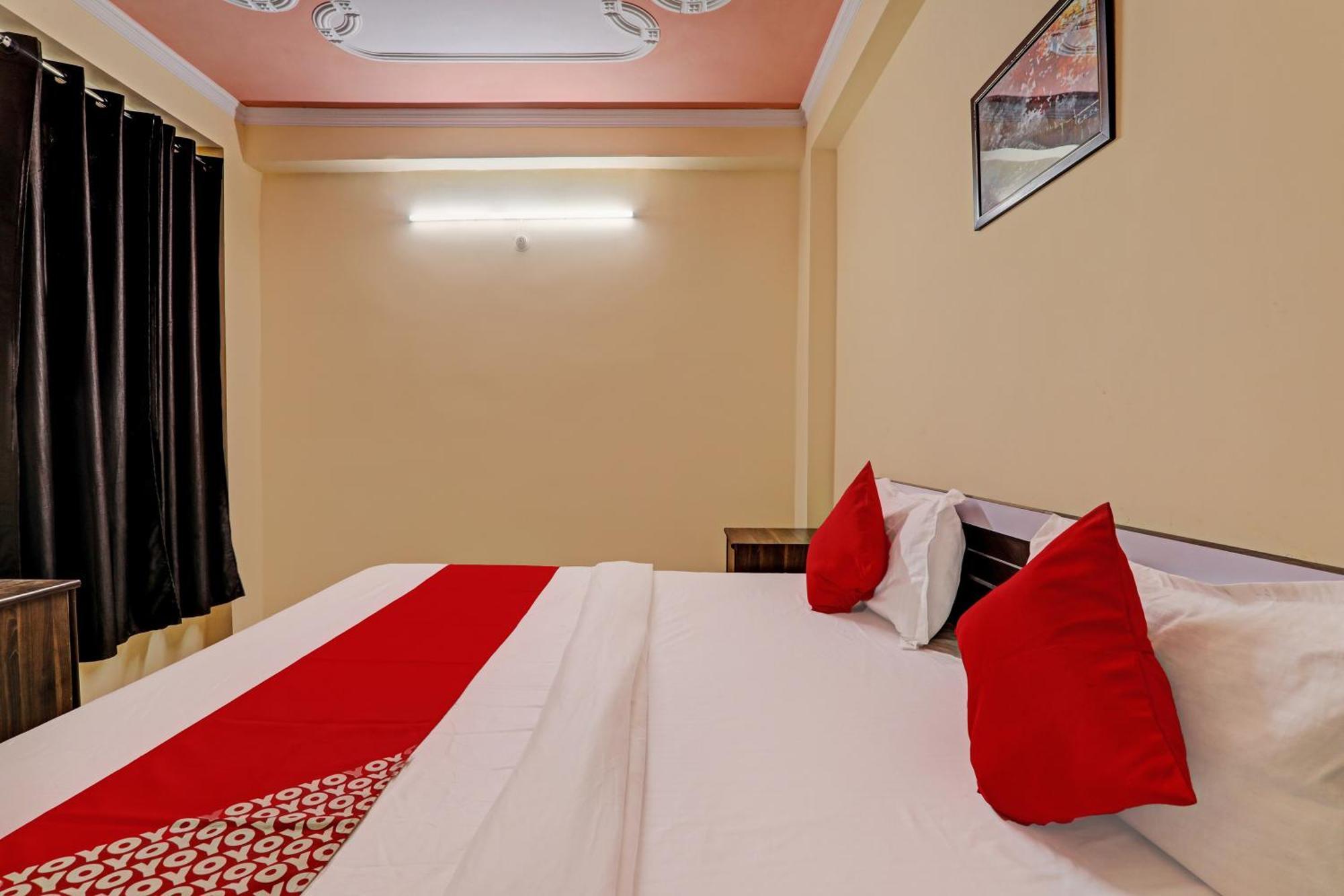 Super Hotel O Fort Inn Λάκναου Εξωτερικό φωτογραφία