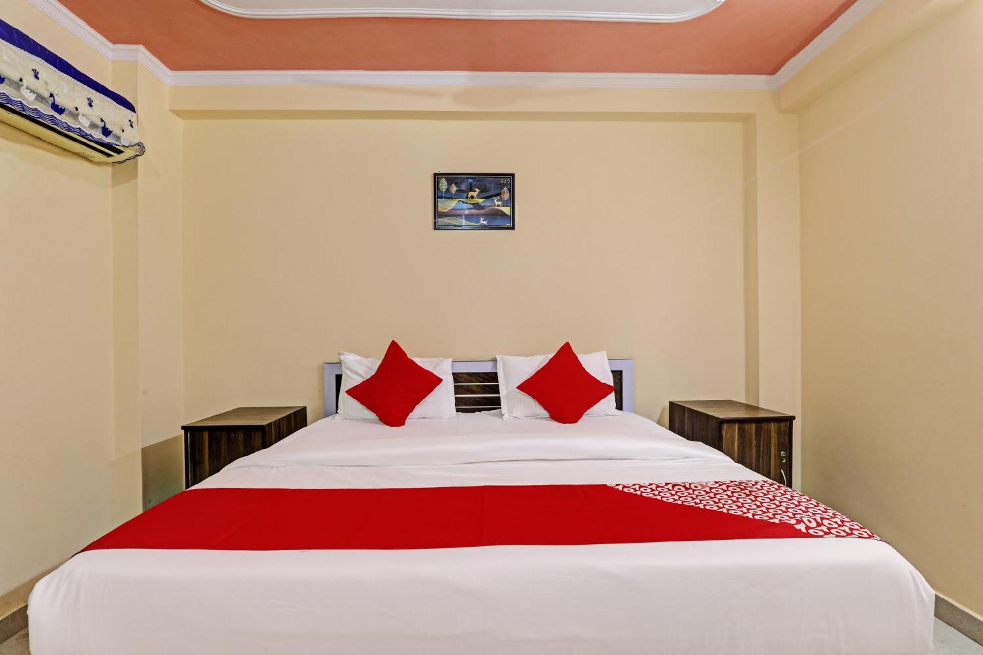 Super Hotel O Fort Inn Λάκναου Εξωτερικό φωτογραφία